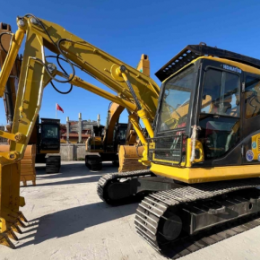 Excavator PC130