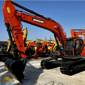 Excavator DX300