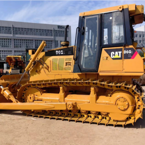Bulldozer  CAT D6