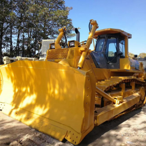 Komatsu D155ax