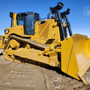 CAT D8