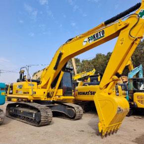 Excavator PC200